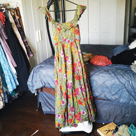 Tulle & Batiste Green Dress - Picture 6 of 11